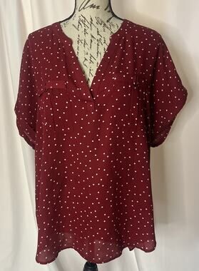 Maurice’s Red White Polka Dot V-Neck Sheer Short Sleeve Blouse Women’s Large